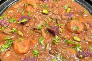 Lamb tagine with apricots