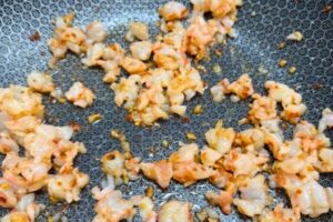 popiah filling in a wok