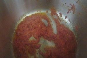 saute the chili, shrimp and garlic