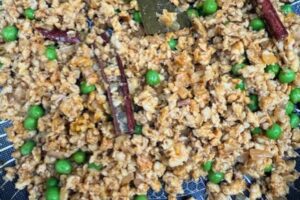 cooked ground chicken with peas