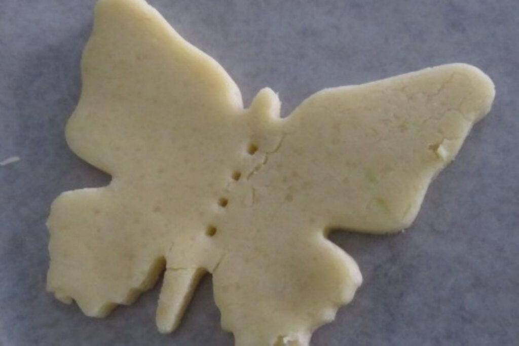 butterfly shaped lime shortbread cookie