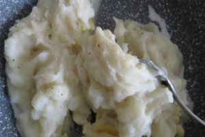 beat the mashed potatoes with a fork