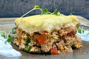 ground chicken shepherd's pie with micro broccoli