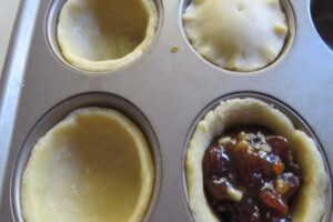 mincemeat in the pie shells