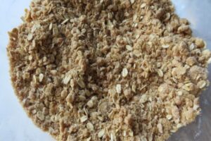 brown sugar with oats for the crust of the quince pie recipe