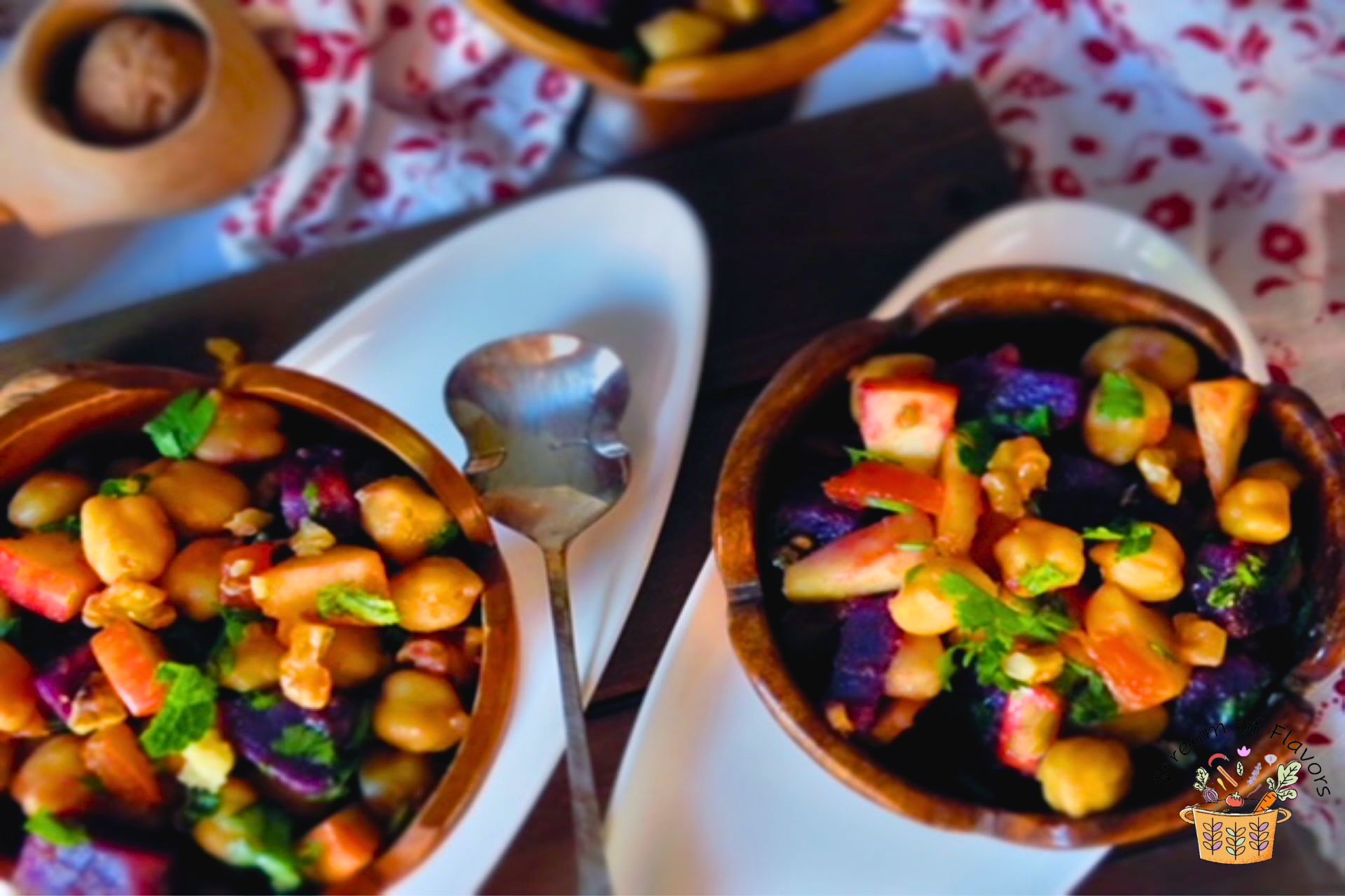 chana salad recipe in two bowls