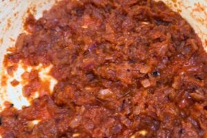 onion and tomato puree