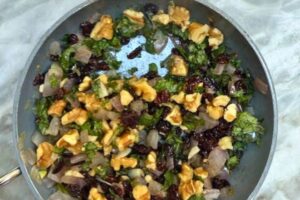 onion sauteed with mint, barberries, garlic and walnuts