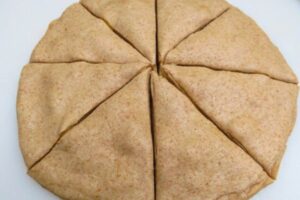 stack of discs divided into 8 triangles