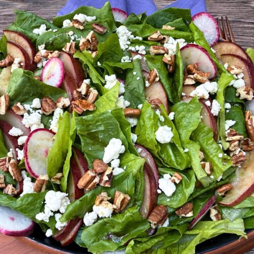 pear lettuce salad in a bowl